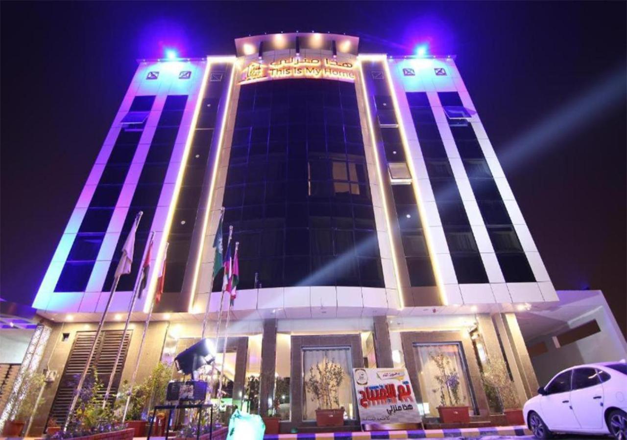هذا منزلى الحمراء Riyadh Ngoại thất bức ảnh