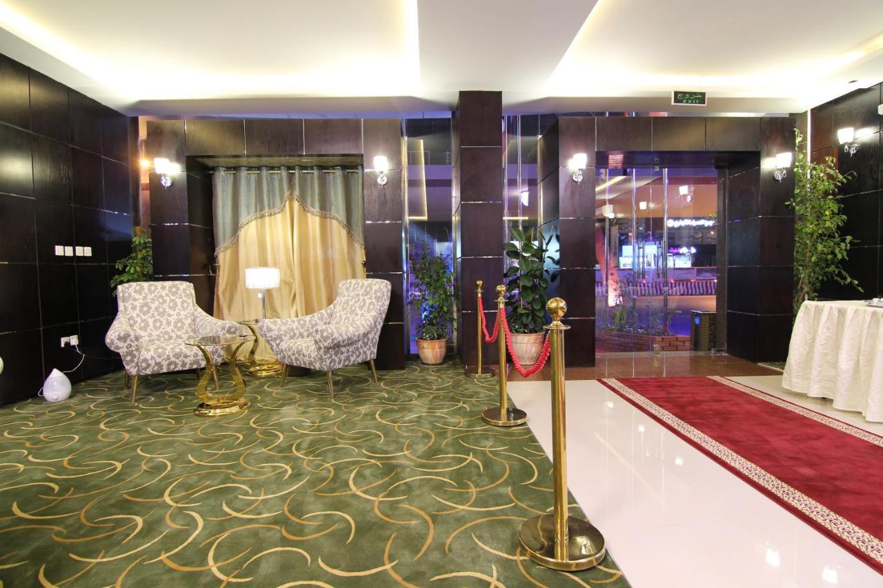 هذا منزلى الحمراء Riyadh Ngoại thất bức ảnh